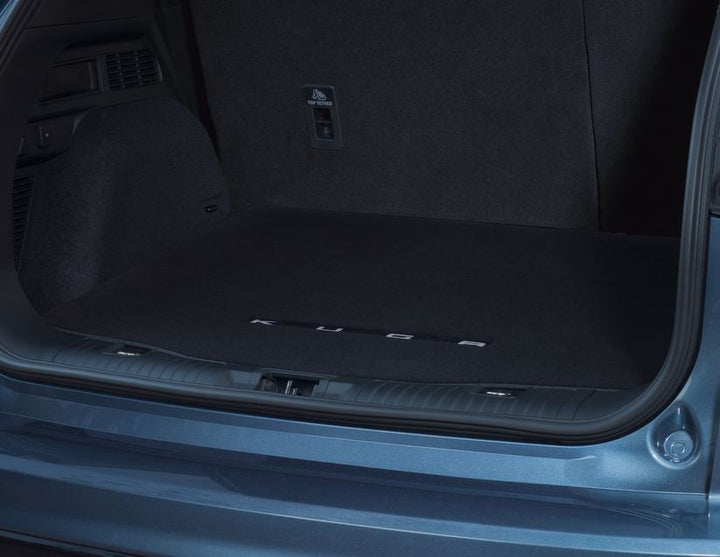 Kuga Alfombra para el maletero en color negro, con logo Kuga.