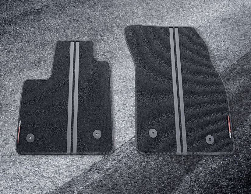 IKON MOTORSPORTS - Alfombrillas compatibles con Ford Focus 2011-2015, de  nailon, color negro