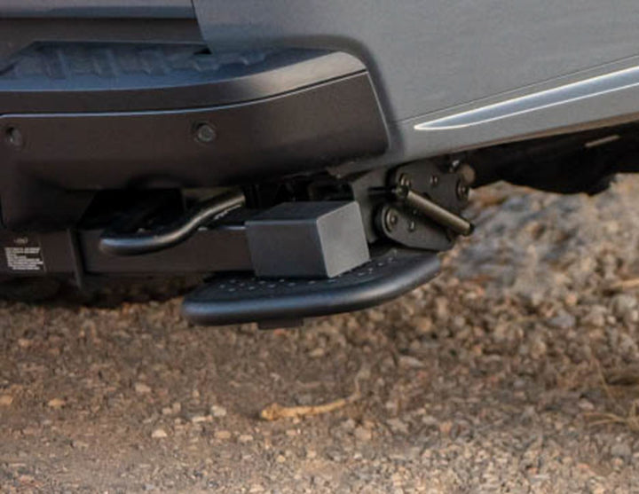 Ranger 02/2019-06/2022 Pickup Attitude* Escalón plegable trasero.