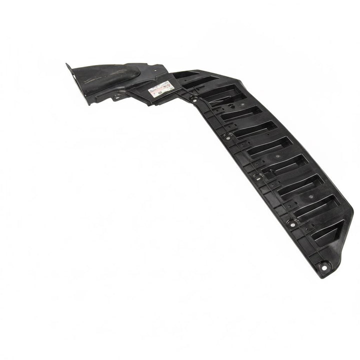 Deflector de aire inferior del radiador Focus Active con calefactor de aire auxiliar 2018-2025