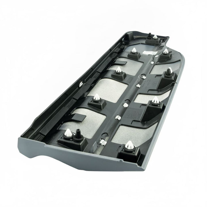 Moldura inferior de puerta IZQ imprimada 2020+
