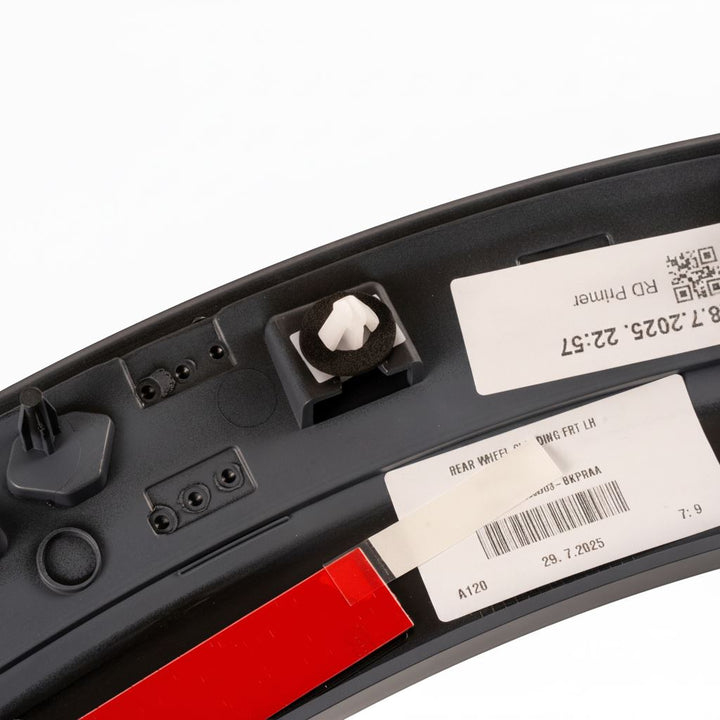 Moldura de paso de rueda superior trasera IZQ imprimada Puma 2020+