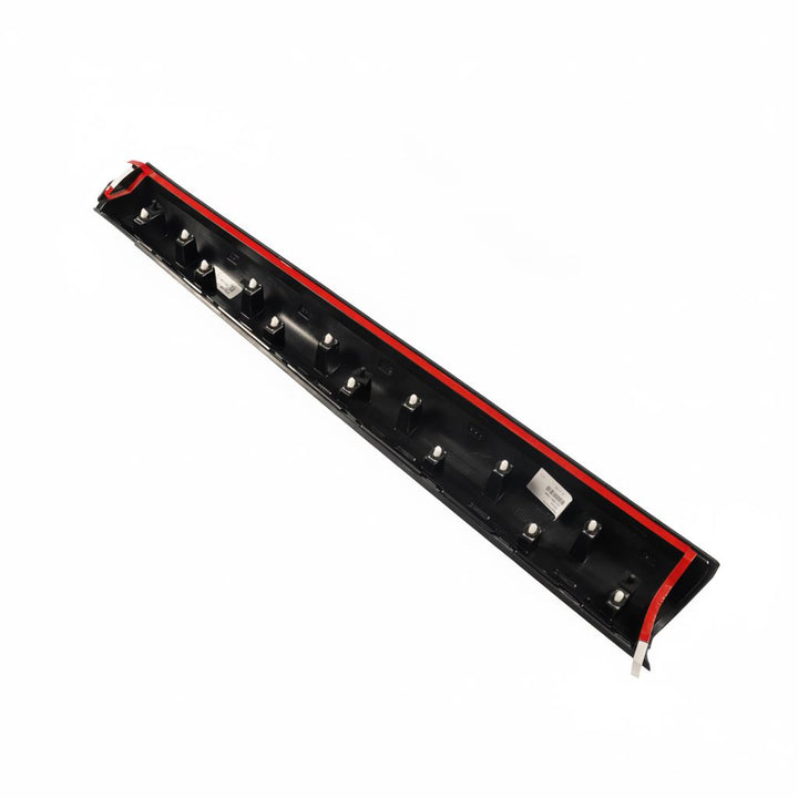 Moldura exterior parte inferior de carrocería puerta delantera IZQ 2020+