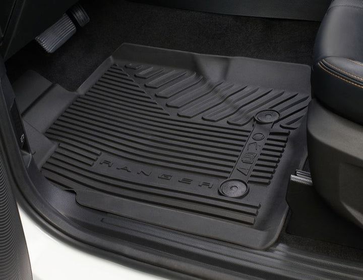 Kit de alfombrillas de goma delanteras y traseras Ranger automática 2022+ negro excepto Raptor y Platinum