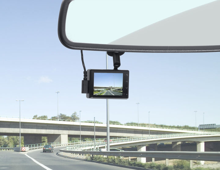 Garmin®* Cámara para salpicadero Dash Cam 66W.