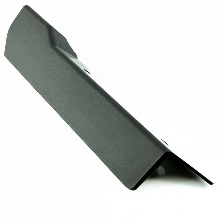 Protector antisalpicaduras inferior bandeja radiador IZQ Puma 2020+
