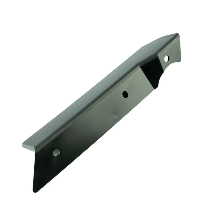 Protector antisalpicaduras inferior bandeja radiador IZQ Puma 2020+