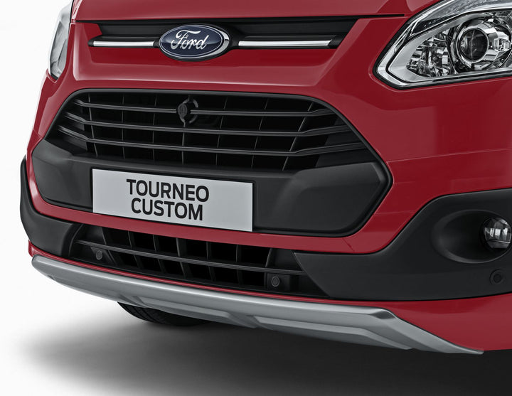 Original Ford Transit/Tourneo Custom Protector de bajos del paragolpes delantero en color plata.