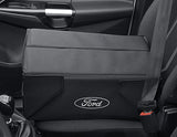 Caja organizadora plegable de tela en color negro, con óvalo Ford en color blanco a ambos lados.