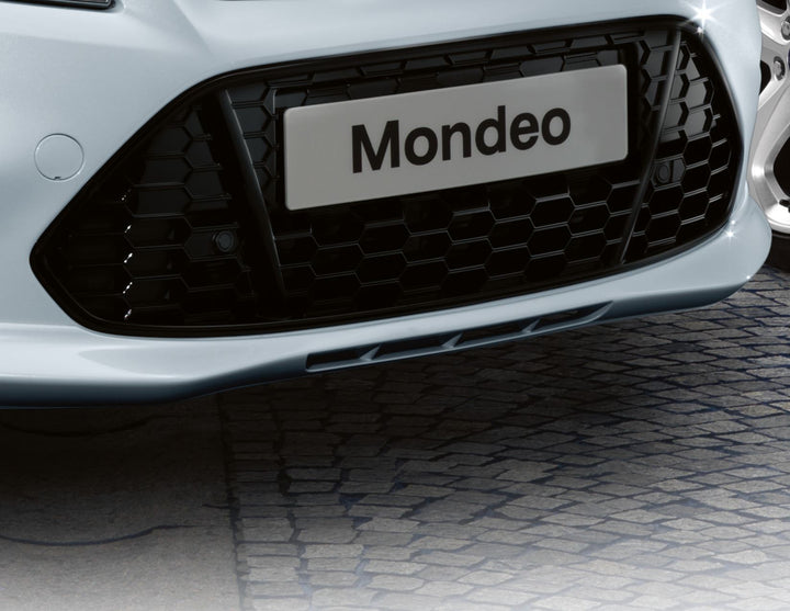 Original Ford Mondeo 09/2010-08/2014 Parrilla delantera para la parte inferior.