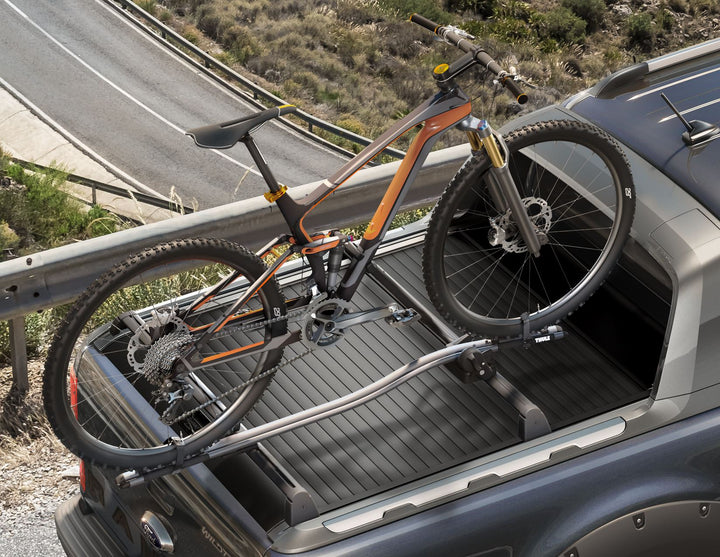 Thule®* Portabicicletas para techo Expert 298.