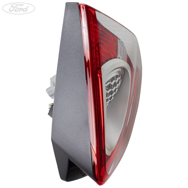 Kuga 2008-2012 Conjunto Luz de Freno y Flasher Interno