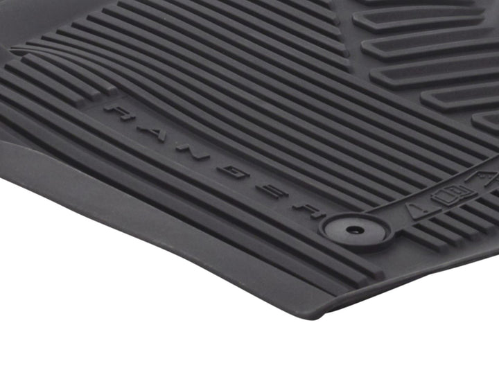 Kit de alfombrillas de goma delanteras y traseras Ranger manual 2022+ negro excepto Raptor y Platinum