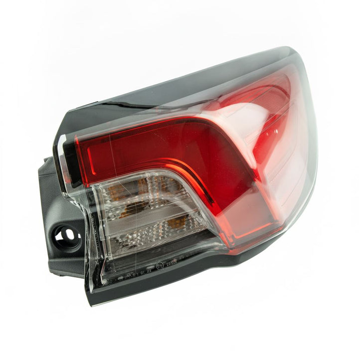 Luz freno e intermitente trasera exterior DER Kuga 2020-2024