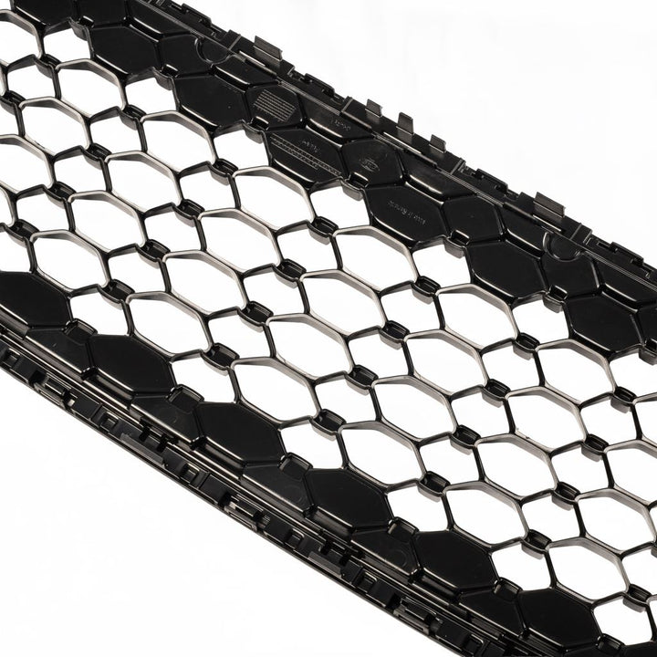 Rejilla superior de radiador paragolpes bicolor Puma 2020-2024