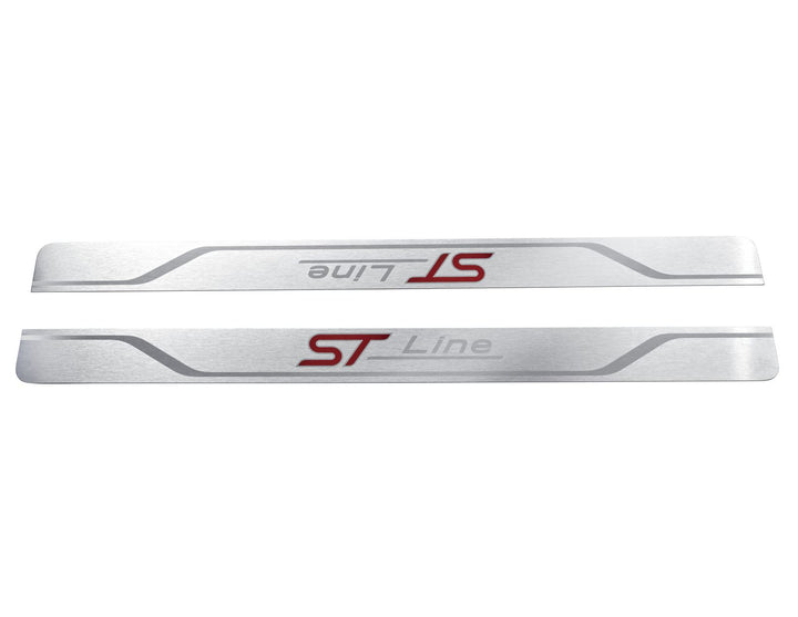 Focus Protectores de umbral de puerta delanteros, con logo ST-Line.