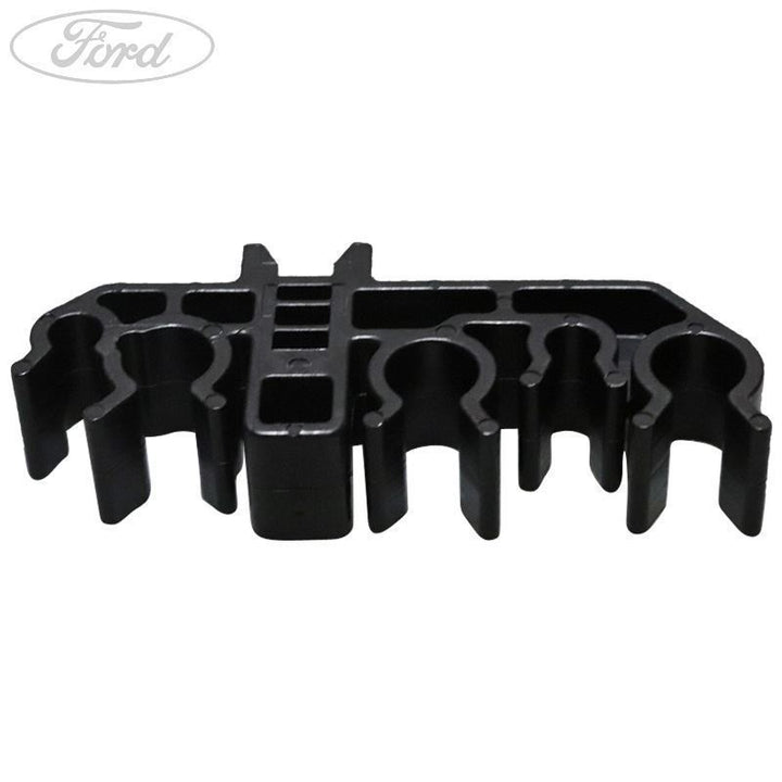 Clip para tubo de freno original Ford 1209859