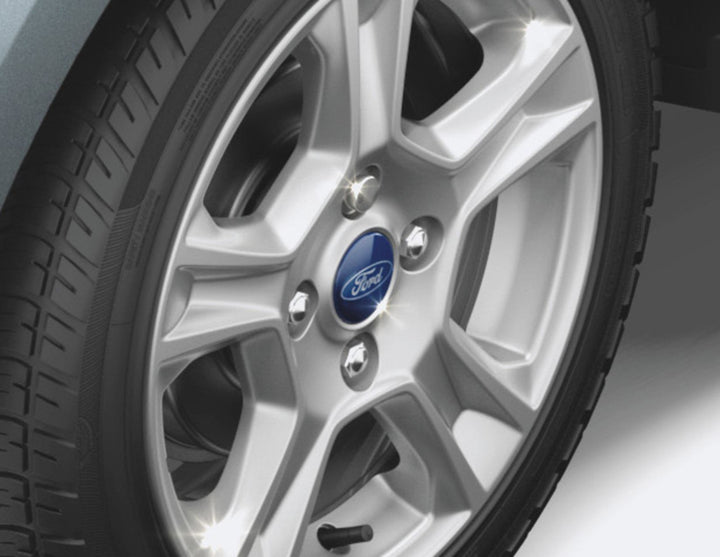 Juego de tornillos antirrobo para llantas de aleación.