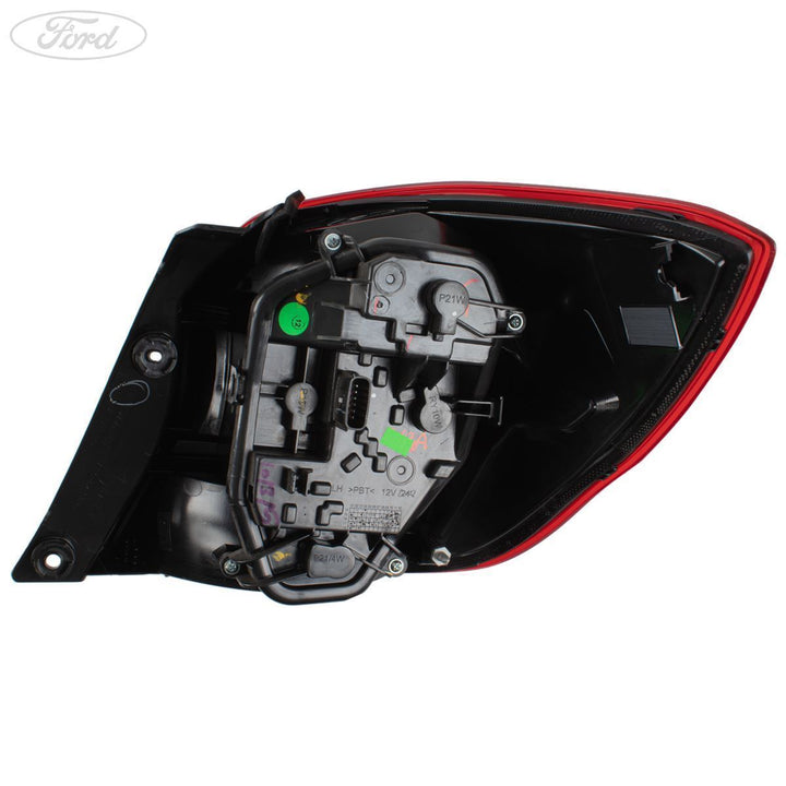 Figo KA+ 2015-2019 Conjunto Luz de Freno y Flasher LI