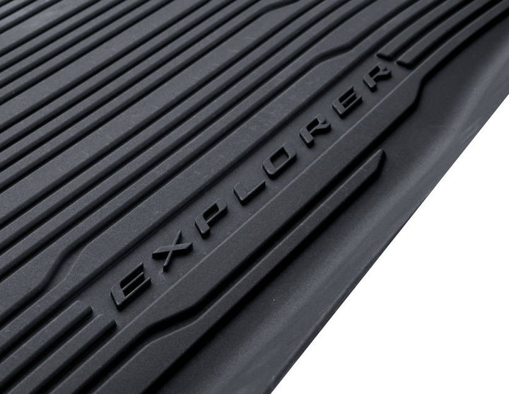 Explorer Alfombrillas de goma para la 1ª y 2ª fila de asientos, en color negro, estilo bandeja con bordes elevados.