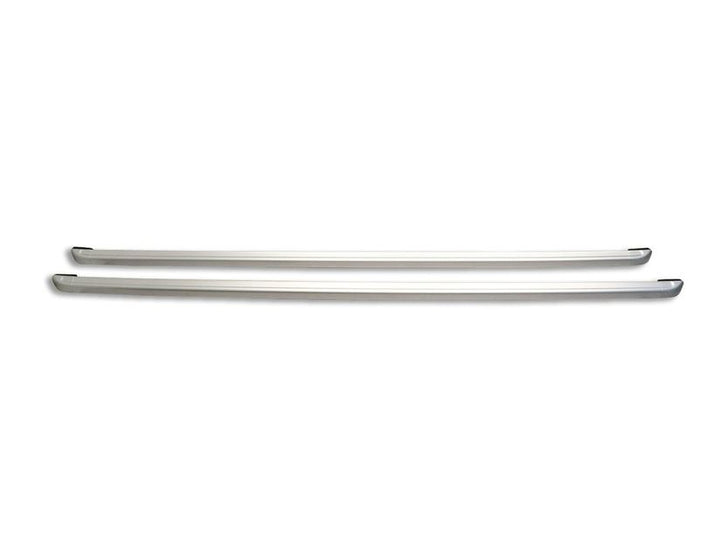 Original Ford Tourneo/Transit Connect Barras longitudinales portaequipajes para techo en color plata.