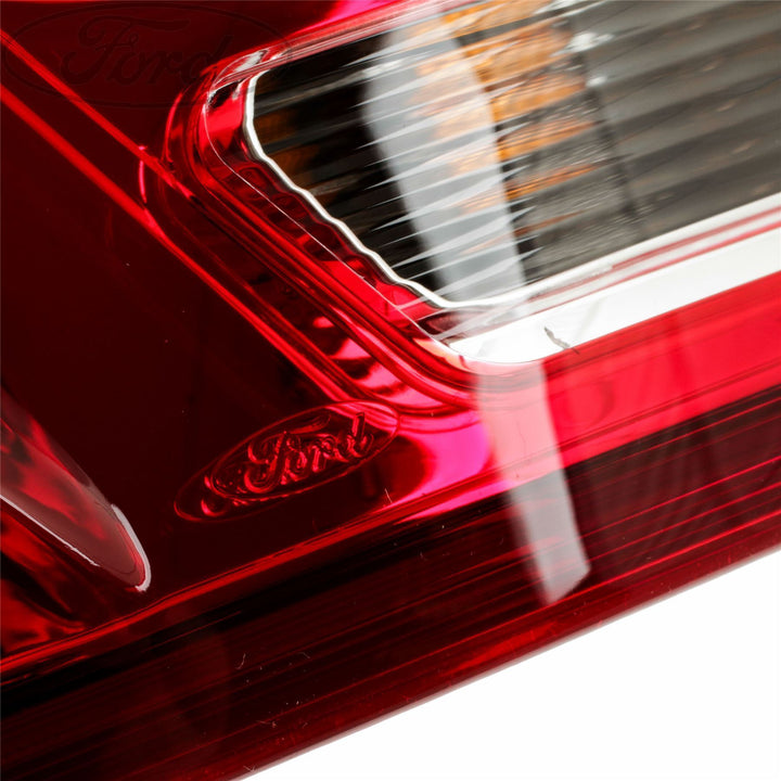 Unidad de grupo de luces traseras exteriores N/S (lado del conductor) original para Ford B-Max 2012- 1806454