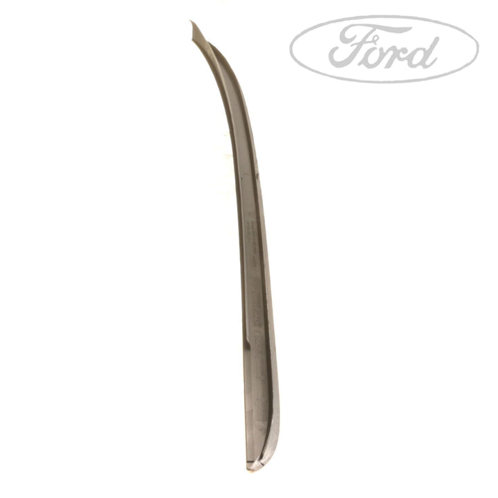 Ford Focus 2011-2019 Moldura Parabrisas Izquierdo Negra 1796561
