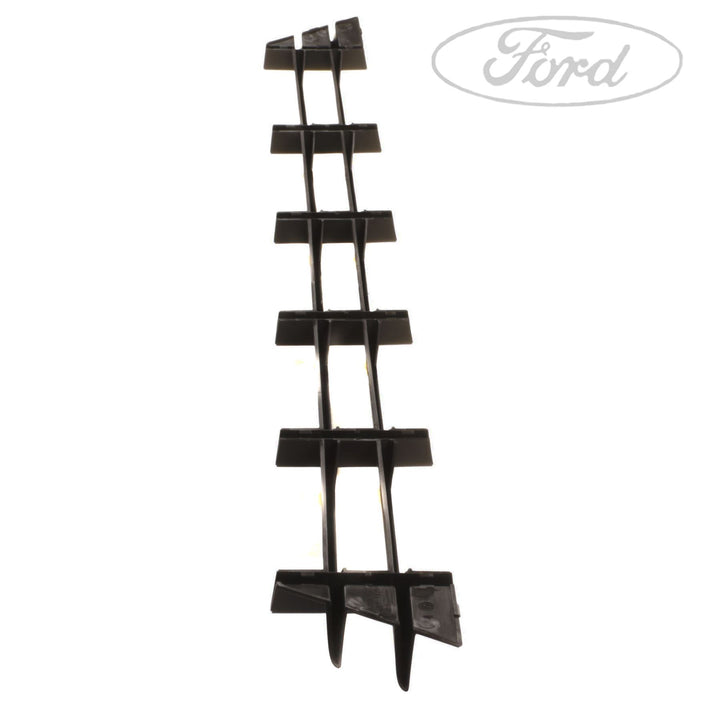 Rejilla inferior del radiador del parachoques delantero original para Ford Fiesta 2013-2019 1801422