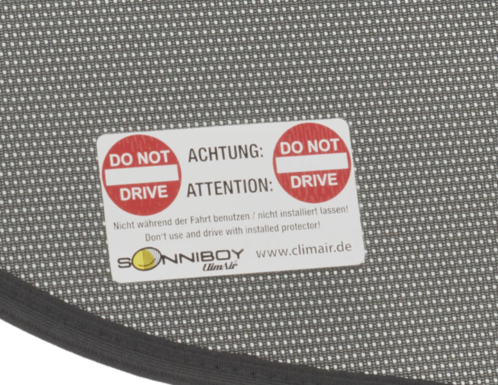 Transit ClimAir®* Pantalla protectora contra insectos para las ventanillas laterales.