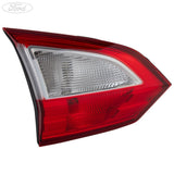 Ford C-MAX Luz de Freno y Flasher Trasero LI Rojo 2006163