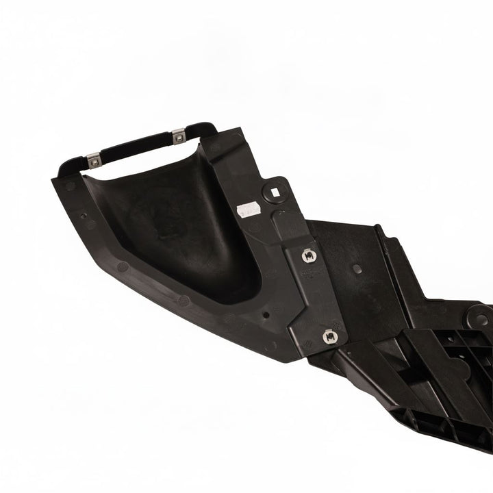 Deflector de aire inferior del radiador con calefactor auxiliar Focus 2018-2025