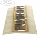 Placa con emblema Fusion para portón trasero original para Ford Fiesta Fusion 02-12 1206127