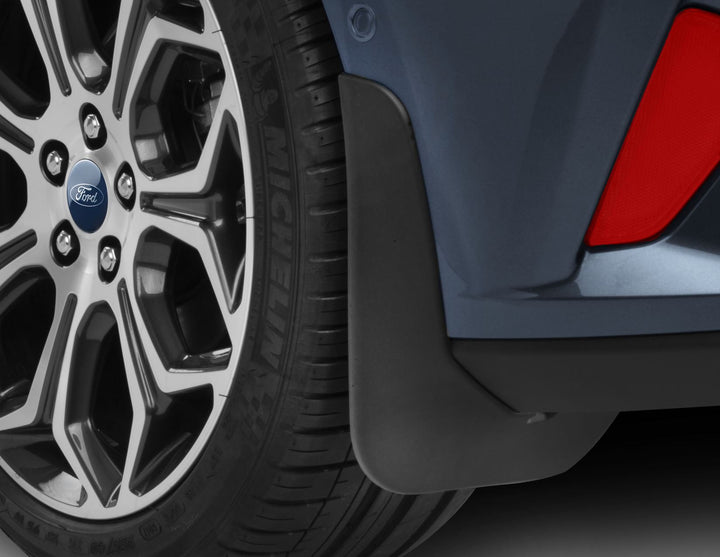 Original Ford Focus desde 04/2018 Guardabarros traseros,delineados.
