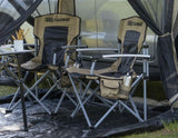 ARB* Silla de camping con bolsa con correa de hombro negra y beige.