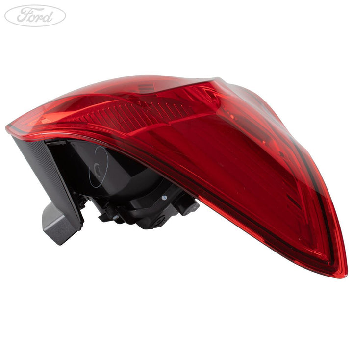 Figo KA+ 2015-2019 Conjunto Luz de Freno y Flasher LI