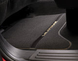 Kit de alfombrillas de moqueta delanteras y traseras Ranger Wildtrak automática 2022+ negro con logo amarillo