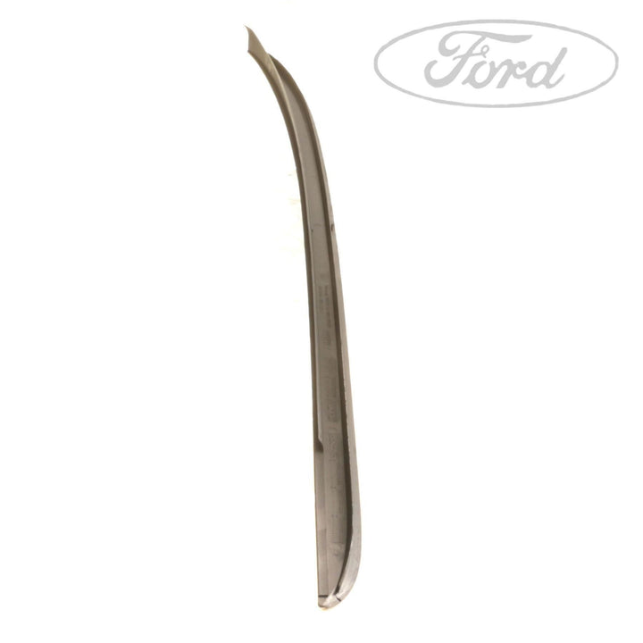 Ford Focus 2011-2019 Moldura Parabrisas Izquierdo Negra 1796561
