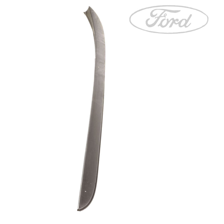 Ford Focus 2011-2019 Moldura Parabrisas Derecho Sin Calefacción 1796560
