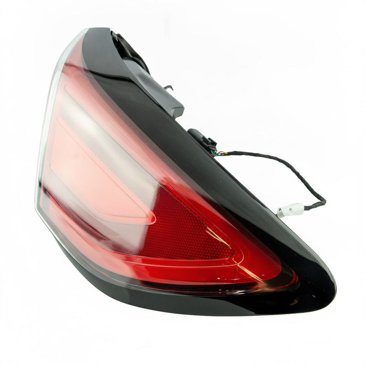 Luz freno e intermitente trasera exterior DER Kuga 2020-2024