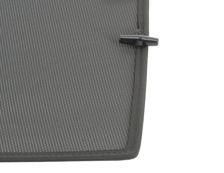 Transit ClimAir®* Pantalla protectora contra insectos para las ventanillas laterales.