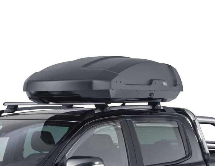 Thule®* Baúl de techo FORCE XT L, en color negro mate Aeroskin