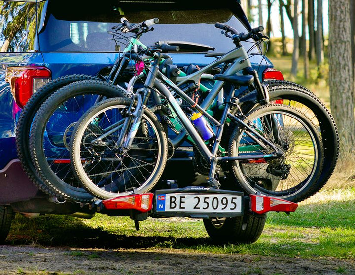 Uebler* Portabicicletas trasero I31, para 3 bicicletas, inclinable 60°.