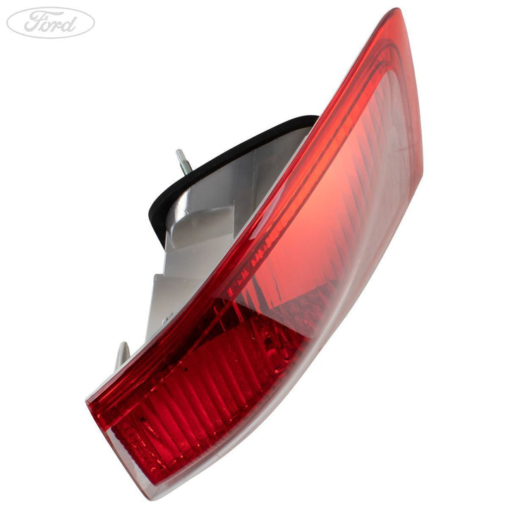 Ford Kuga 2008-2012 Luz de Freno y Flasher Exterior Rojo 1710611