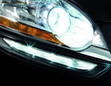 Original Ford Kuga Luces diurnas con embellecedor en color Cielo Lunar/Marrón Brisbane.
