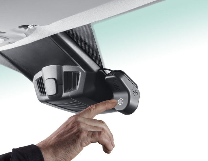 Cámara para salpicadero Cuenta con resolución Full HD y pantalla SYNC®3 y/o control de voz a través de Applink®