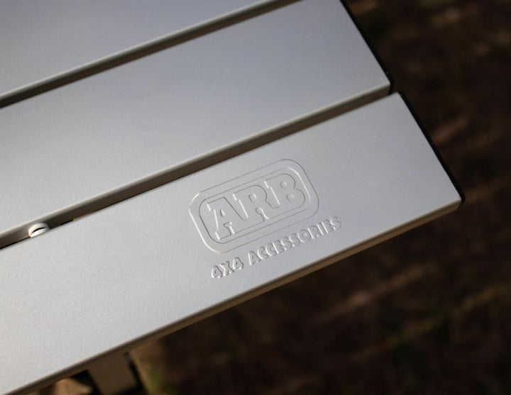 ARB* Mesa de camping de aluminio,con bolsa de transporte