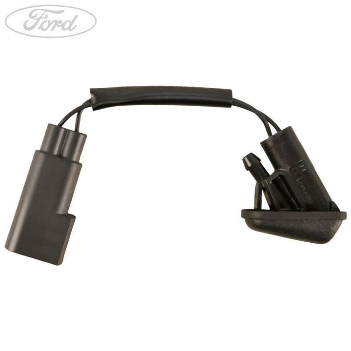 Ford Focus 2014-2019 Kit de Parachoques Frontal con Boquilla Calefactada 194574