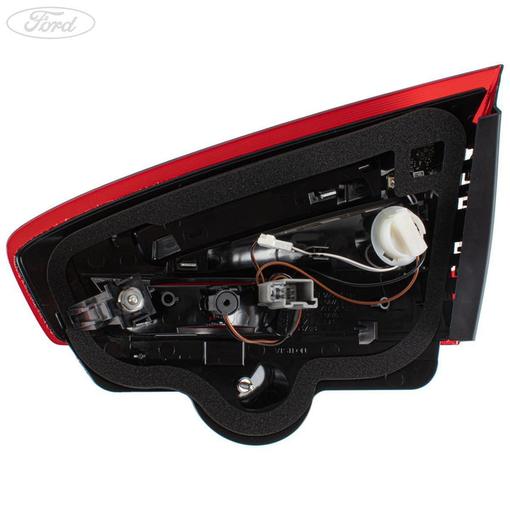 Ford Mondeo 2007-2014 Luz de Freno y Flasher LI Interno Negro 1764010