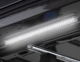 Navco* Luz LED interior para el techo del área de carga.