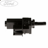 Ford EcoSport 2013-2024 Interruptor Control Interior Negro 1343269